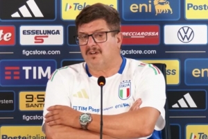意大利临时主帅：多纳鲁马和皮奥随时待命的谦逊态度让我惊喜