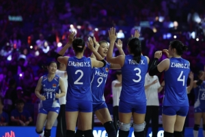 北青谈女排表现：中国女排实现低谷反弹，南京站见证年轻球员绽放