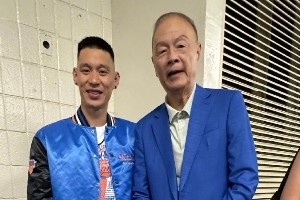 林书豪晒照：很荣幸可以回来纽约尼克斯！Let's go Knicks！