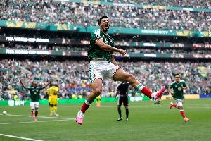 2-0胜南非！墨西哥是参加世界杯揭幕战最多的球队，但首次开门红