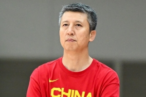 男篮世预赛集训会召开 郭士强：出线形势严峻 年轻队员需敢打敢拼