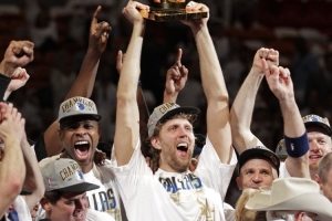 2011年的今天：小牛战胜热火夺得队史首冠 诺维茨基荣膺FMVP