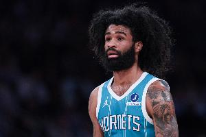 黄蜂总裁：把科比·怀特带回来是我们的优先事项 他本人也知道